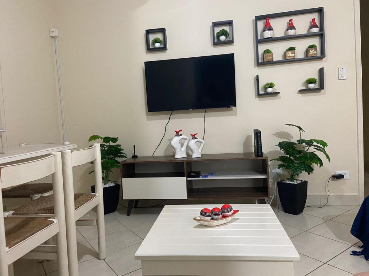 Apartamento Encantador No Guarujá, Da Enseada - Apenas 600m Da !