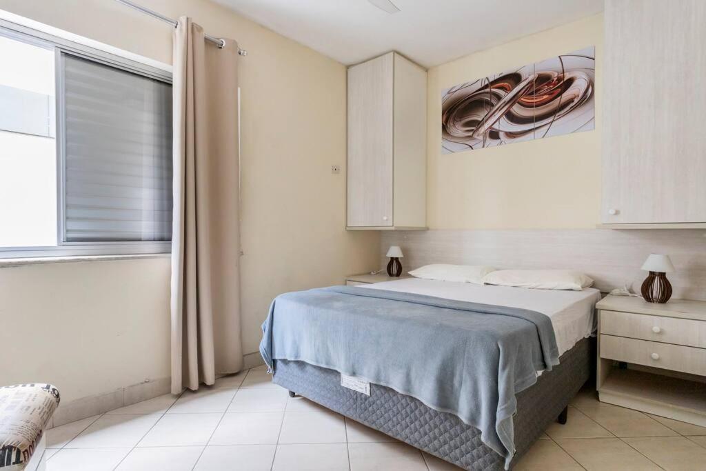 Apartamento Encantador No Guarujá, Da Enseada - Apenas 600m Da ! Guarujá